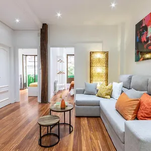 Apartment Inar Centrico Junto Ayuntamiento & Ria, Bilbao